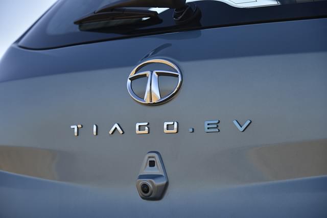 Rear View Image - 1483