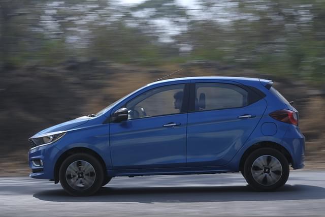 Alloy Wheels Image - 15733