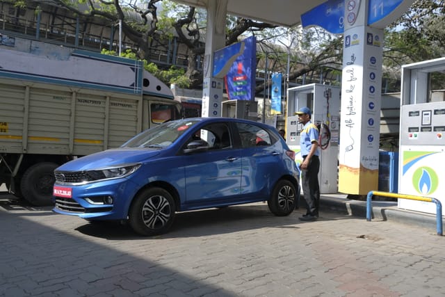 Front Left Three Quarter