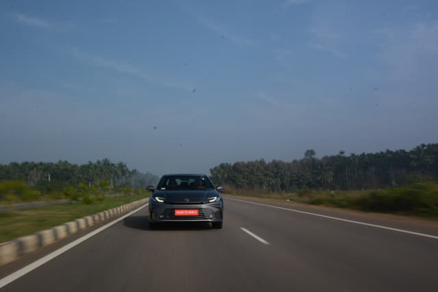 Front View Image - 7384