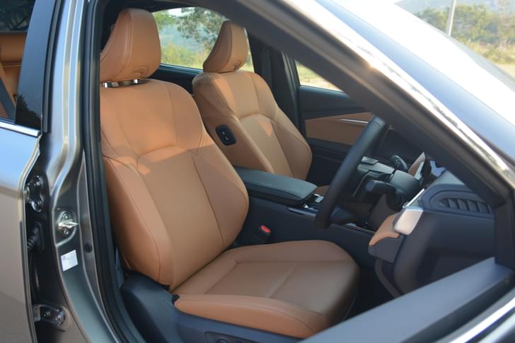 Toyota Camry Front Row Seats