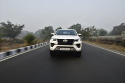 Toyota Fortuner Front View