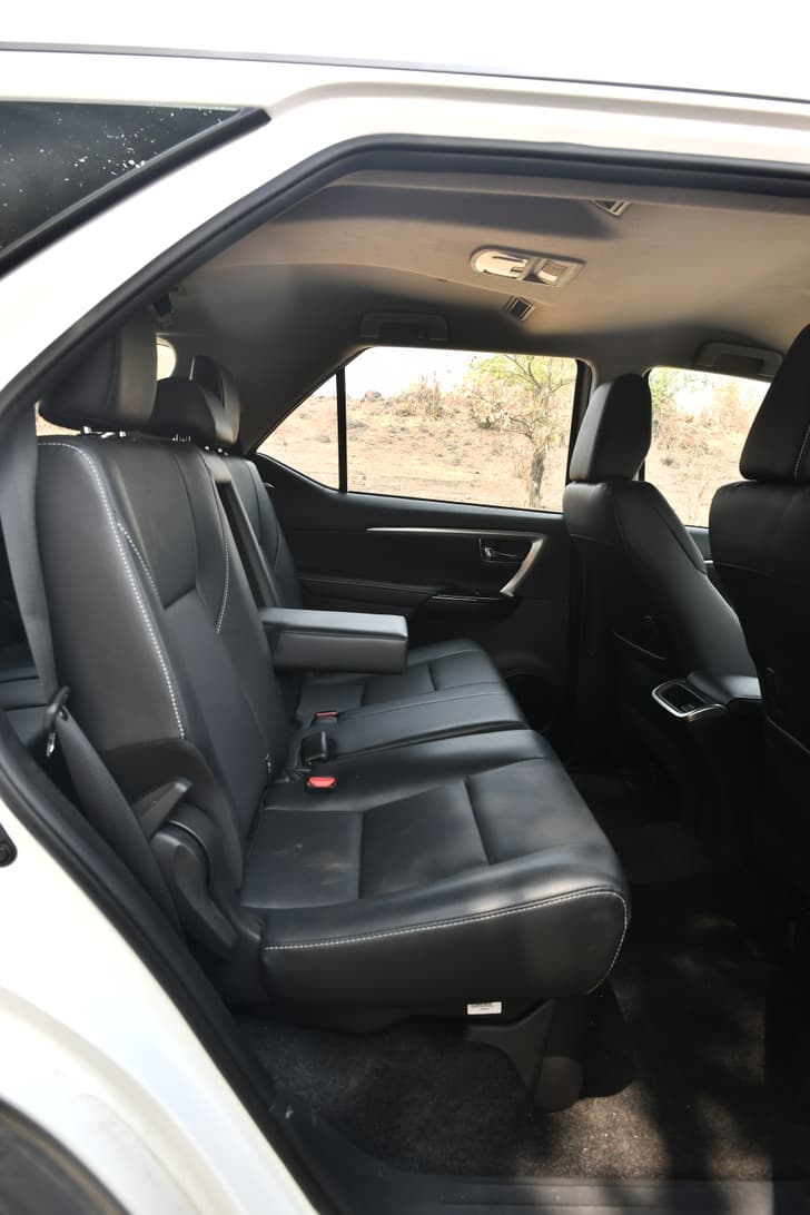 Toyota Fortuner Second Row Seats