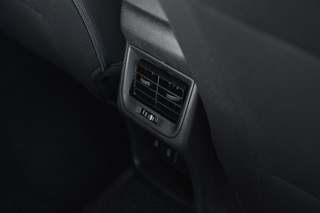 2nd Row Ac Vent Image - 7578
