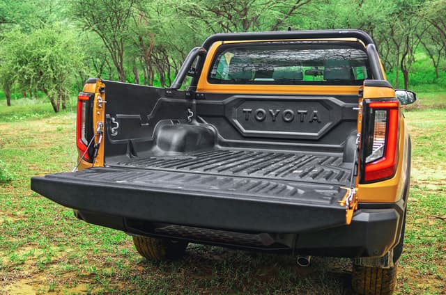 Rear View Image - 38024