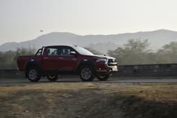 Toyota Hilux Color Red