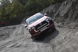Toyota Hilux Front Right Three Quarter