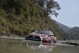 Toyota Hilux Front View
