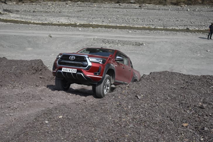 Toyota Hilux Front Right Three Quarter