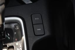 Toyota Hilux Gear Box