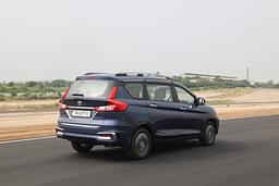 Toyota Rumion Rear View