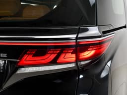 Toyota Vellfire Rear View Toyota Vellfire Rear View