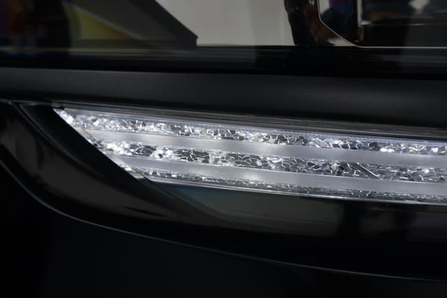 Headlight Image - 2721
