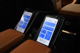 Toyota Vellfire Infotainment System