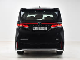 Toyota Vellfire Rear View Toyota Vellfire Rear View