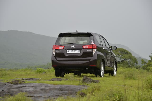 Rear View Image - 5459