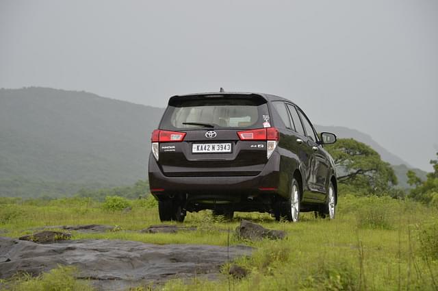 Rear View Image - 5459