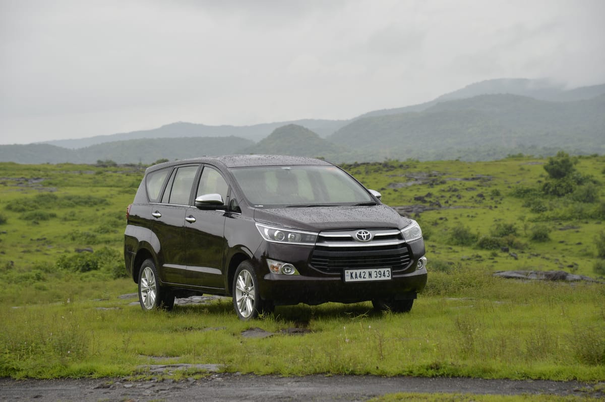 Toyota Innova Crysta 2.4 Diesel GX Plus 7 seat On-Road Price
