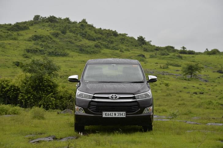 Toyota Innova Crysta Front View
