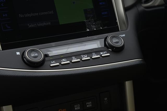 Infotainment System Image - 5474