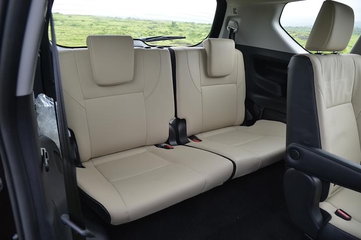Toyota Innova Crysta Second Row Seats
