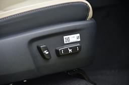 Toyota Innova Crysta Door Controls