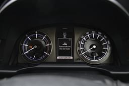 Toyota Innova Crysta Dashboard