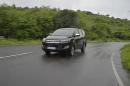 Toyota Innova Crysta Front Right Three Quarter