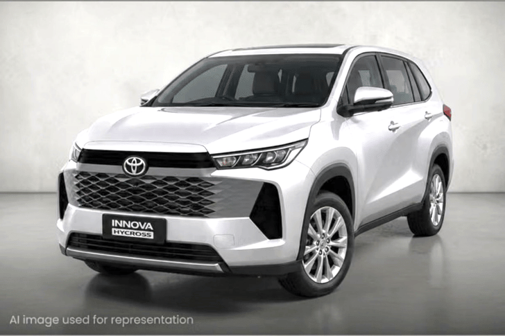 Toyota Innova HyCross facelift