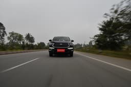 Toyota Innova Hycross Front View