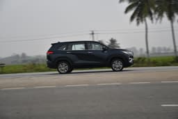 Toyota Innova Hycross Alloy Wheels