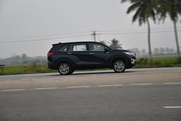 Toyota Innova Hycross Alloy Wheels