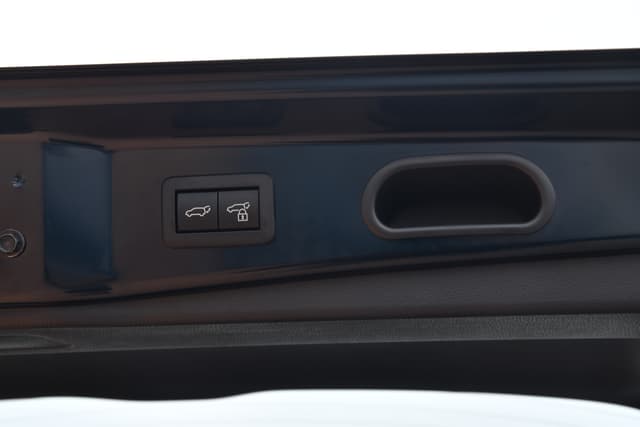 Door Controls Image - 2653