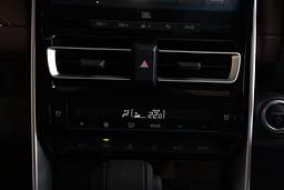 Toyota Innova Hycross Infotainment System
