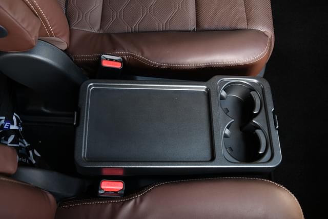 Console Storage Image - 2673