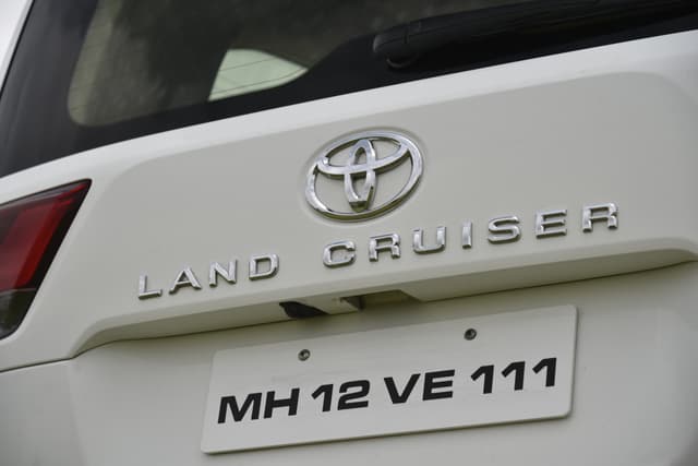 Rear View Image - 12215