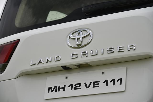 Rear View Image - 12215