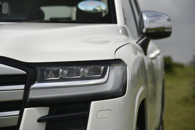 Front Right Three Quarter