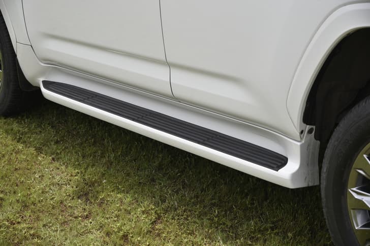 Toyota Land Cruiser Color White