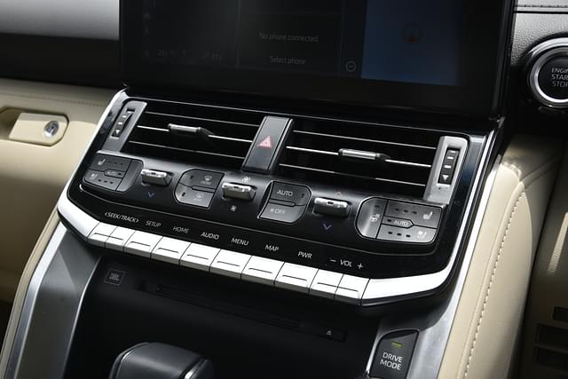 Infotainment System Image - 12565
