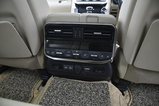 Ac Vents Front Image - 12687