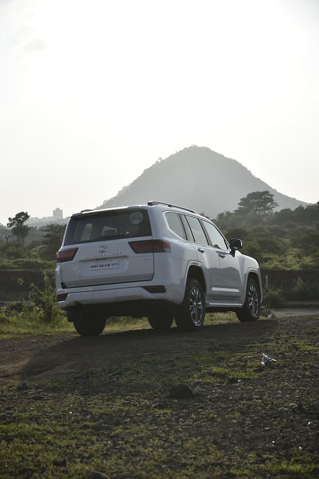 Rear View Image - 13082