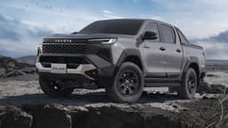 Toyota New Hilux Front Right Three Quarter