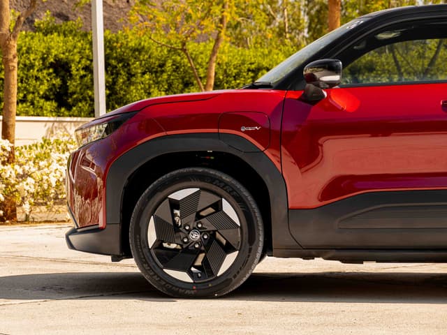 Alloy Wheels Image - 32980