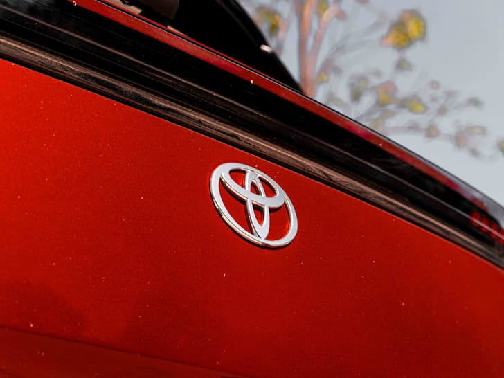 Toyota Urban Cruiser Ebella Color Red