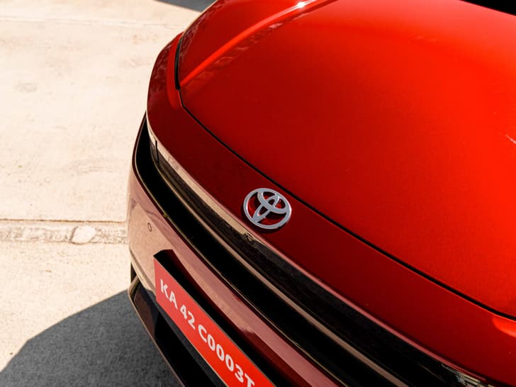 Toyota Urban Cruiser Ebella Body Colored Bumpers