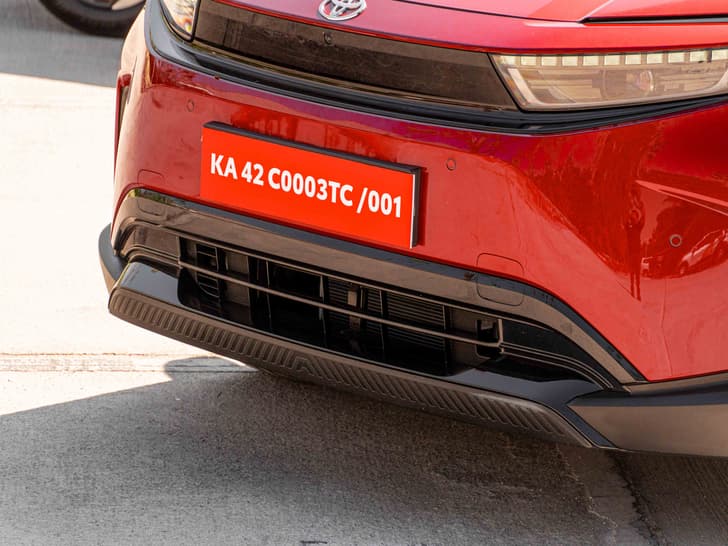 Toyota Urban Cruiser Ebella Front View