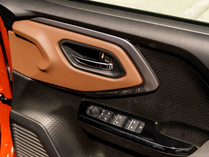 Toyota Urban Cruiser Ebella Color Brown, Black, Orange