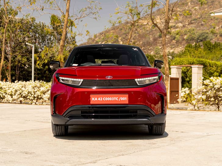 Toyota Urban Cruiser Ebella Front View