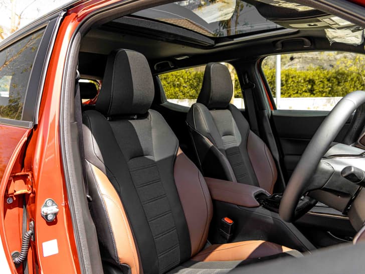 Toyota Urban Cruiser Ebella Front Row Seats